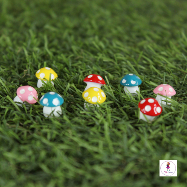 Miniature Toys - Set of 5 Mushroom