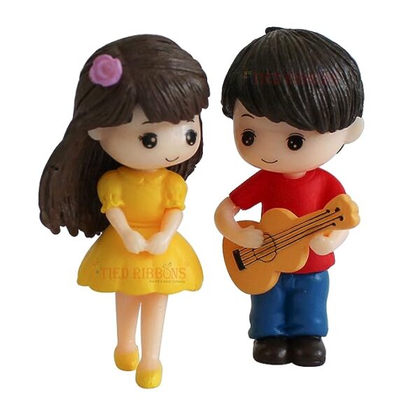 Love Couple with Guitar - Image 2